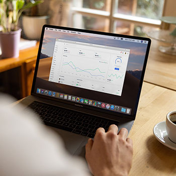 冰丝防晒衣修身女夏2025新款紧身收腰上衣防晒服套装夏天外套薄款