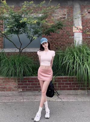008B9hyvly1i00jrxue54j31jv2bte81.jpg